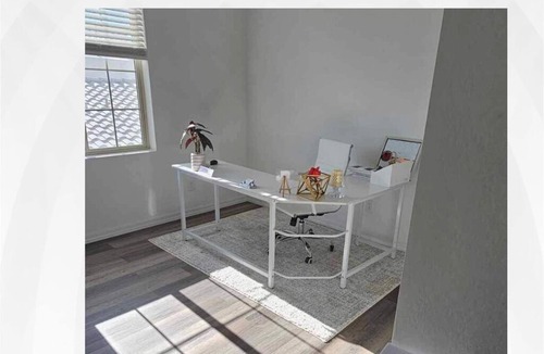 Tolleson House | Avondale - Room