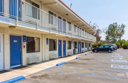 West Park Community Hotel | Bakersfield, CA