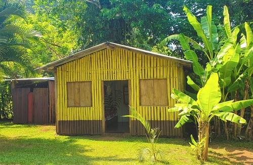 Catemaco Cabin | Bamboo cabin with 2 double beds