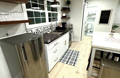 Bartlesville Apartment | BartlesVILLA - Your Private Downtown Guesthouse