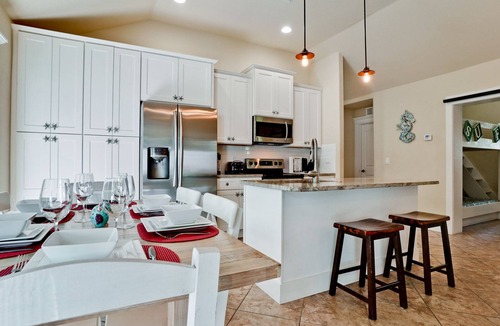 Holmes Beach House | Beach Days, Poolside Nights & Island Memories