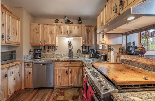 Carnelian Bay Cabin | Bear Cabin: Walk to Lake! Porch views, updated, cozy, Rafting is open! Dog