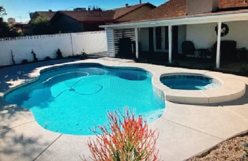 Summerlin House | Beautiful 4 Bedroom 3 Bath Vacation Home Pool/Spa