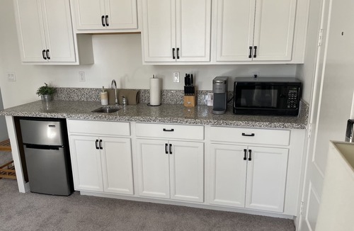 Winchester House | Beautiful, brand new next gen suite near Temecula wine country