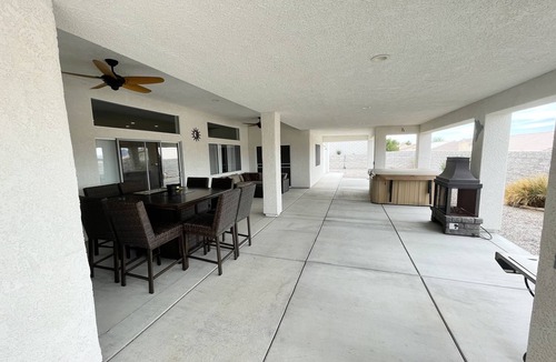 Sunridge Estates House | Beautiful, cozy home minutes from Laughlin and the river!