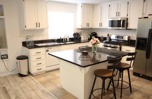 Lake Elsinore House | Beautiful Home, Outdoor Living, Close to Wineries