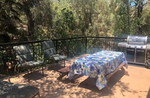 Oroville East House | Beautiful Lake House Minutes from Lake Oroville
