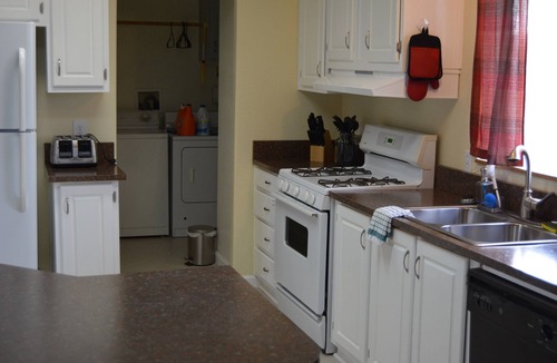Pahrump House | ! BEST Long Term in town. Spring Mountain, Death Valley - Retreat