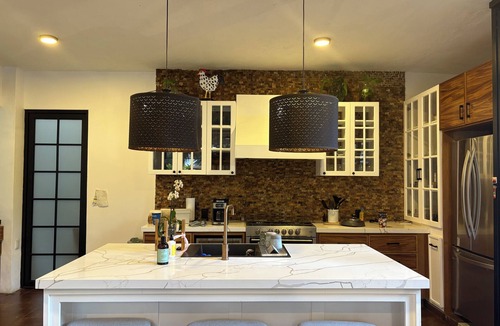 Santa Lucia del Camino House | Big house with many nature 2 terraces, big kitchen & big bedroom, 2 bathrooms