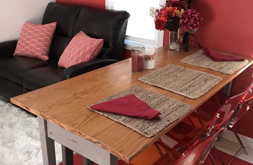 East Greenwich Apartment | Bright & Beautiful Studio