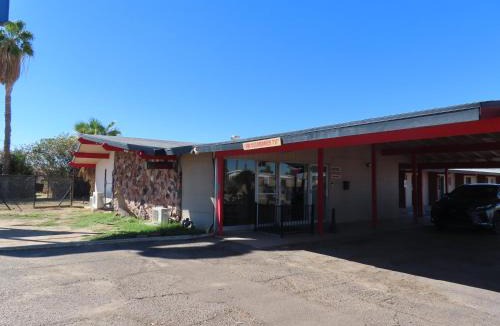 Yuma Hotel | Budgetel Inn & Suites