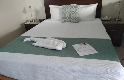 Loreto Hotel | Bugambilias Suites