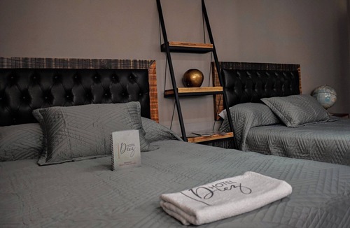Celaya Hotel | Capital O Hotel Diez