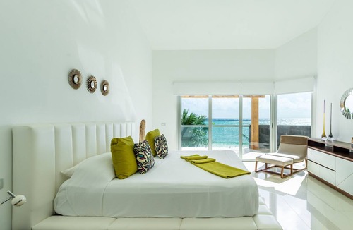 Puerto Juarez Condo | Casa AltaMar Penthouse Ocean Front (North) by RedAwning