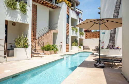 Brisas de Zicatela Apartment | Casa Aymara 401: Palapa, Wifi & Playa