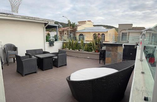 Playas de Tijuana House | Casa Blanca, Tijuana beaches