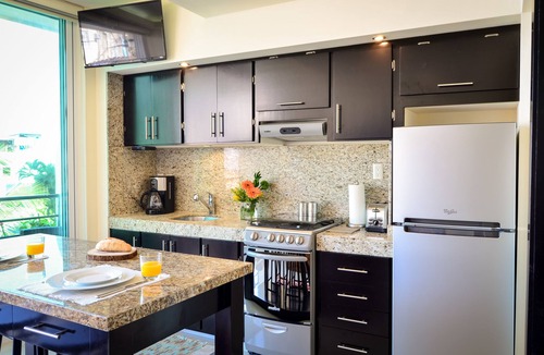 Amapas Condo | Casa Carlota - BL 403 Ocean views, great location, quiet!