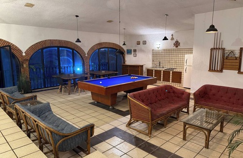 Tlaltenango House | Casa del Piloto. Accommodates 24 people, with pool, a swimming pool, a climbing wall, and much more.