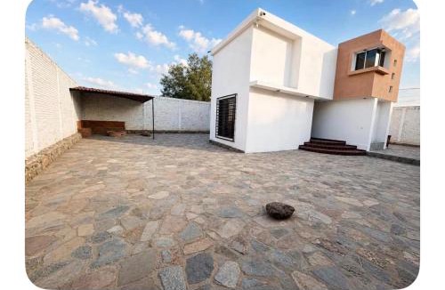 Soledad de Graciano Sanchez House | Casa ejecutiva para 10 personas