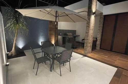 Xalisco House | Casa Fénix