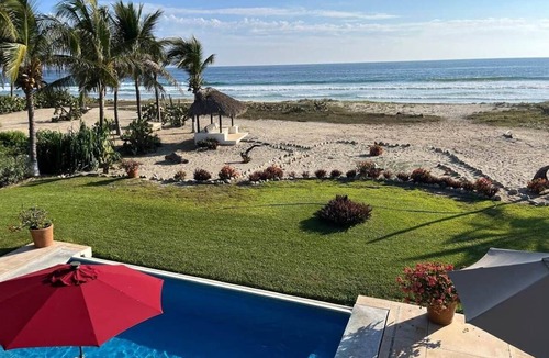 Santa Maria Colotepec House | Casa Fuente Ocean Villa