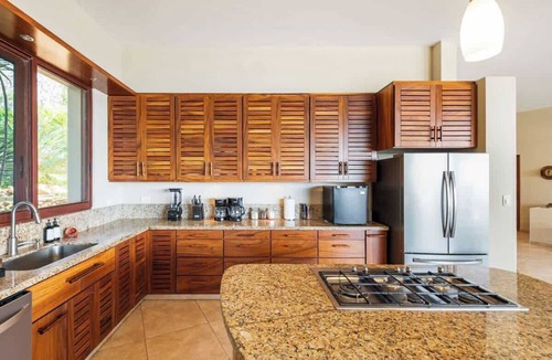 Barra de Colotepec House | Casa Julia | Stunning Views | Steps From The Beach