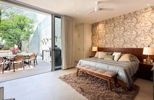 Zona Paseo Montejo House | Casa Naranjas · Design Home · Pool & Jacuzzi