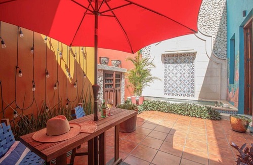 Barrio de Santiago House | Casa Nuevo Vida eclectic style in Merida Centro