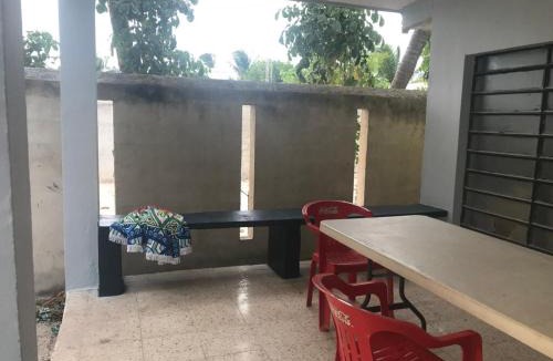 Chelem House | Casita Azul del mar, sencilla con fresca brisa