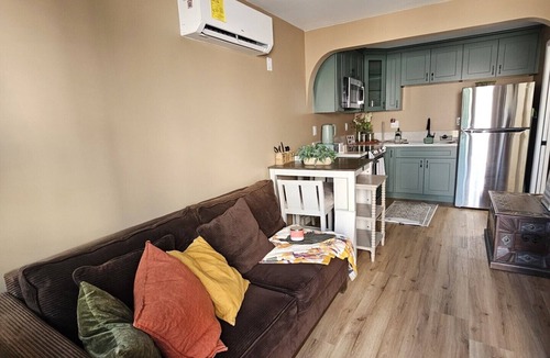 Leimert Park House | Casita de Paz