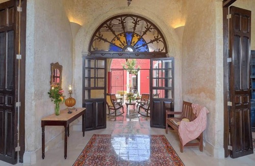 Barrio de Santiago House | Casona 59 Vintage Mansion in Santiago