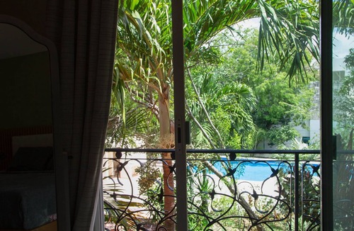 Downtown House | CD: Family Getaway: Tranquility & Natural Beauty
