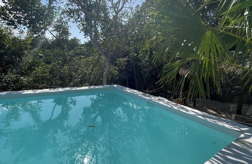 Lazaro Cardenas Cabin | Cenote Escondido - Cabañas y Camping