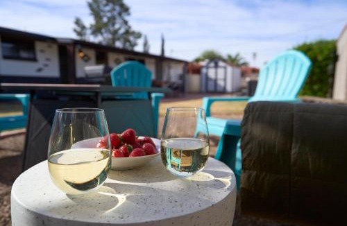 Colonia Del Valle House | Central Tucson Mid Century, Quiet, Fully Fenced, Hot Tub