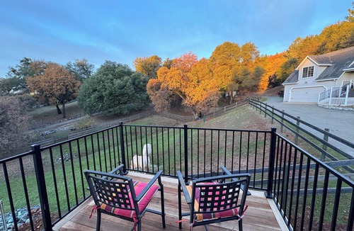 Cool House | Charming barnloft on small horse ranch in Beautiful Cool CA