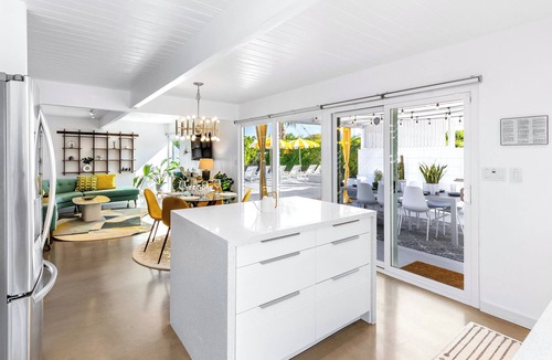 Racquet Club Estates House | Citron Oasis – Mid-Century Alexander w/Pool & Spa