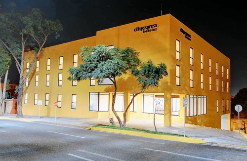 Ruta Independencia Hotel | City Express Oaxaca
