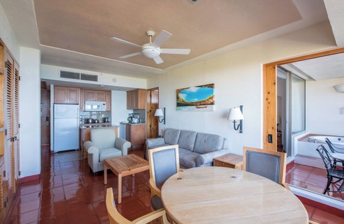 Marina Vallarta Resort | Club Regina Puerto Vallarta managed by Accor