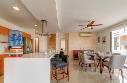 Luis Donaldo Colosio Apartment | Coastal oasis w/spa tub near beach & 5th Ave