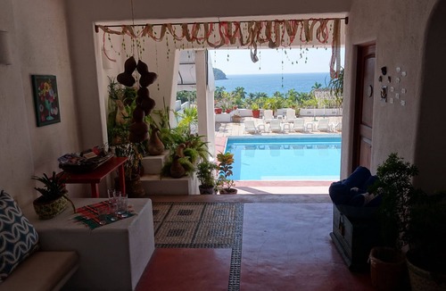 Zihuatanejo House | Complete House, ocean view, 8 minute walking to the beach