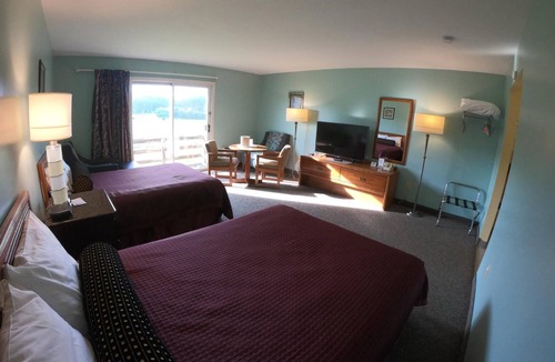 West Brookfield Hotel | Copper Lantern Motor Lodge