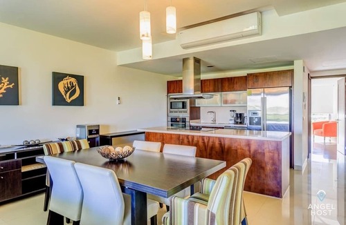 Puerto Juarez Condo | Corasol Oceanfront Condo with Hot Tub & Pool