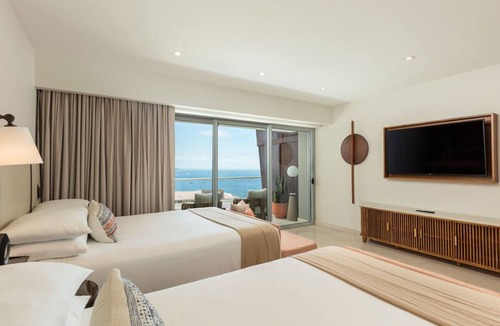 El Medano Ejidal Resort | Corazon Ocean View Suite + Private Hot Tub Sleeps 6 Médano Beach Dec 19–26