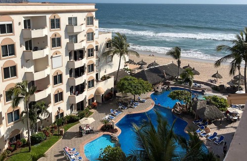 Cerritos Apartment | Costa Bonita Mazatlán Departamento pie de playa Beach Resort
