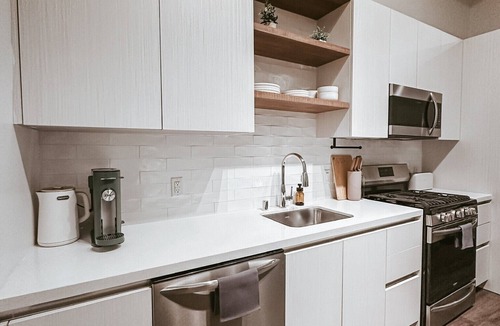 Waterfront Apartment | Cozy 1-bedroom apartment in fabulous Long Beach with AC