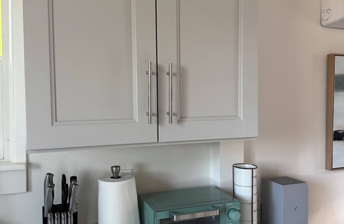 Bishop House | Cozy 1-bedroom townhome in lovely Bishop with AC