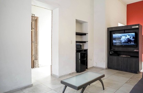 Centro Historico House | Cozy Private Bedroom Retreat in Historic Center
