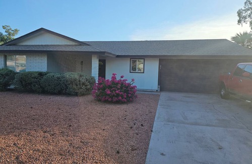 Golden Hills House | Cozy private bedroom in house in tranquil Mesa with AC and private entrance