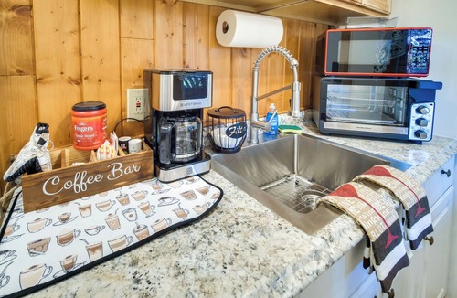 Chiloquin Apartment | 'crater Lake' Williamson River Resort Cabin 2