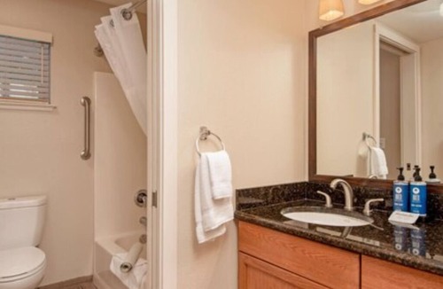 Angels Camp House | CW BLOCK Angels Camp 2br